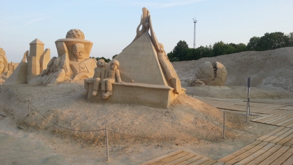 Скульптура из песка 10