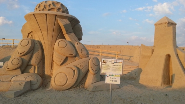 Скульптура из песка (1 место)