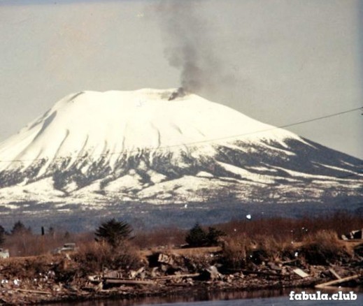 Розыгрыш на первое апреля - извержение вулкана