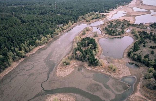 Река Волга "теряет" воду