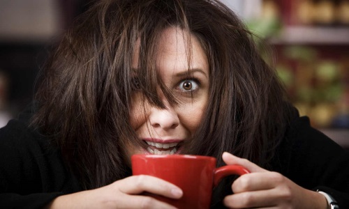 Как употребление кофе на пустой желудок связано с настроением?