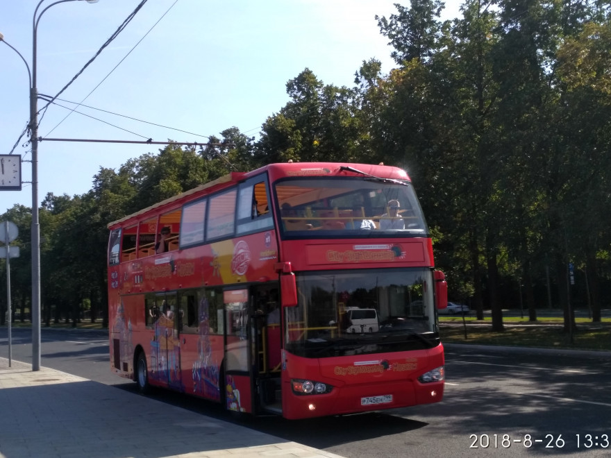 Экскурсия по Москве на двухэтажном автобусе, август 2018