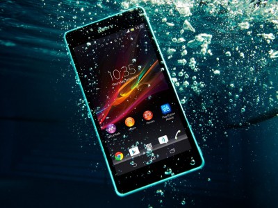 «Роскачество» выбрало лучшие смартфоны с защитой от воды
